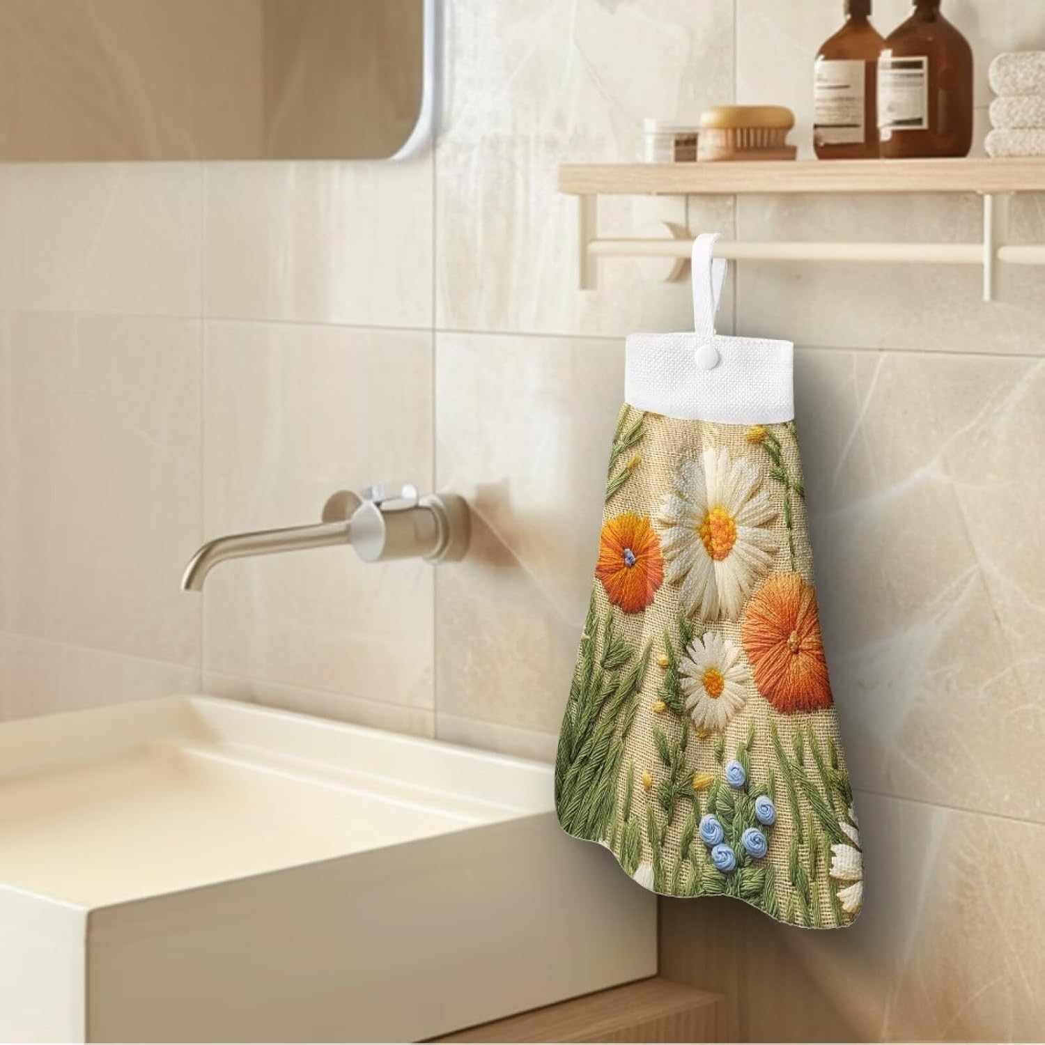 Goronwyfloyd Blue White Daisy Hand Towel Set