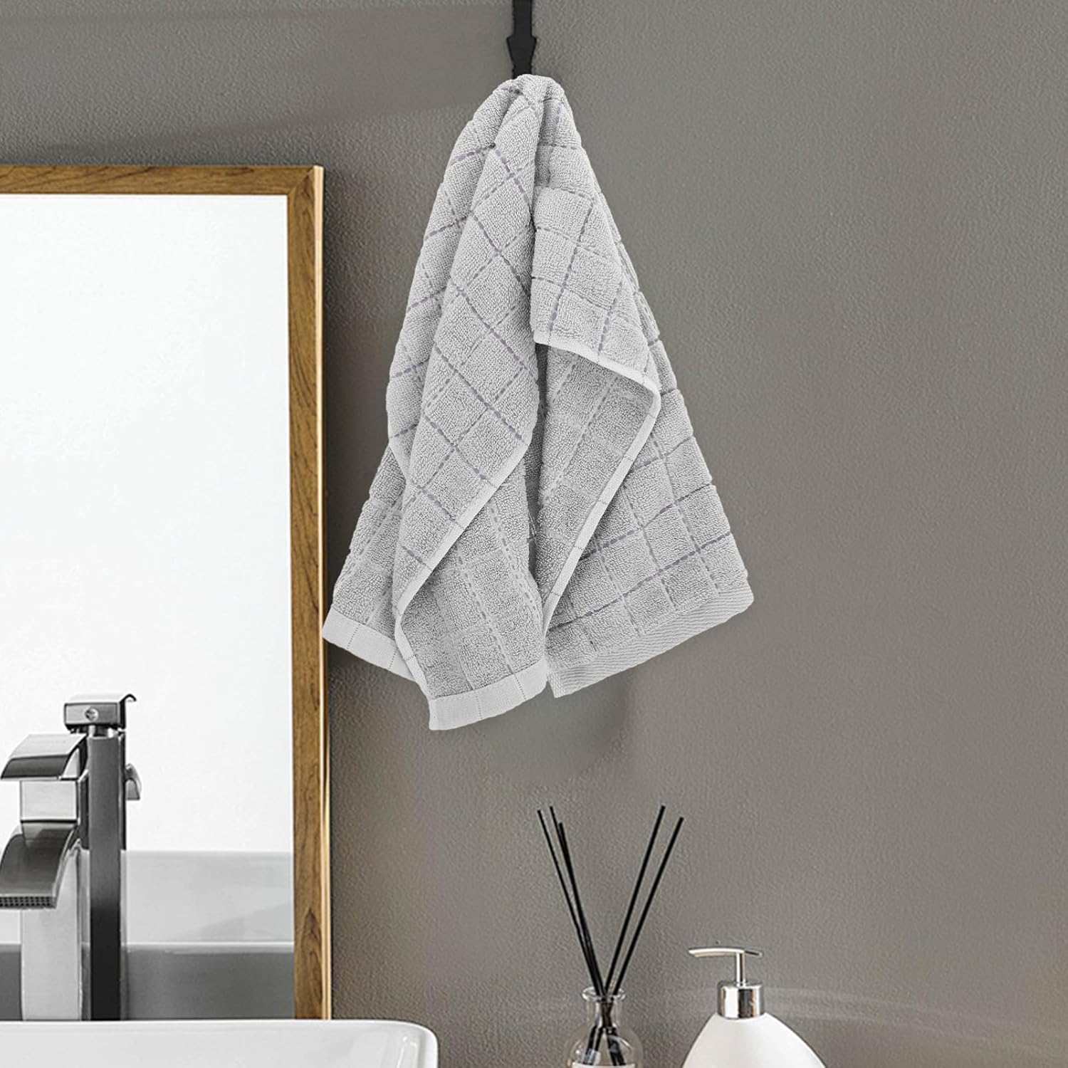 Zerodeko Fluffy Decorative Face Towels