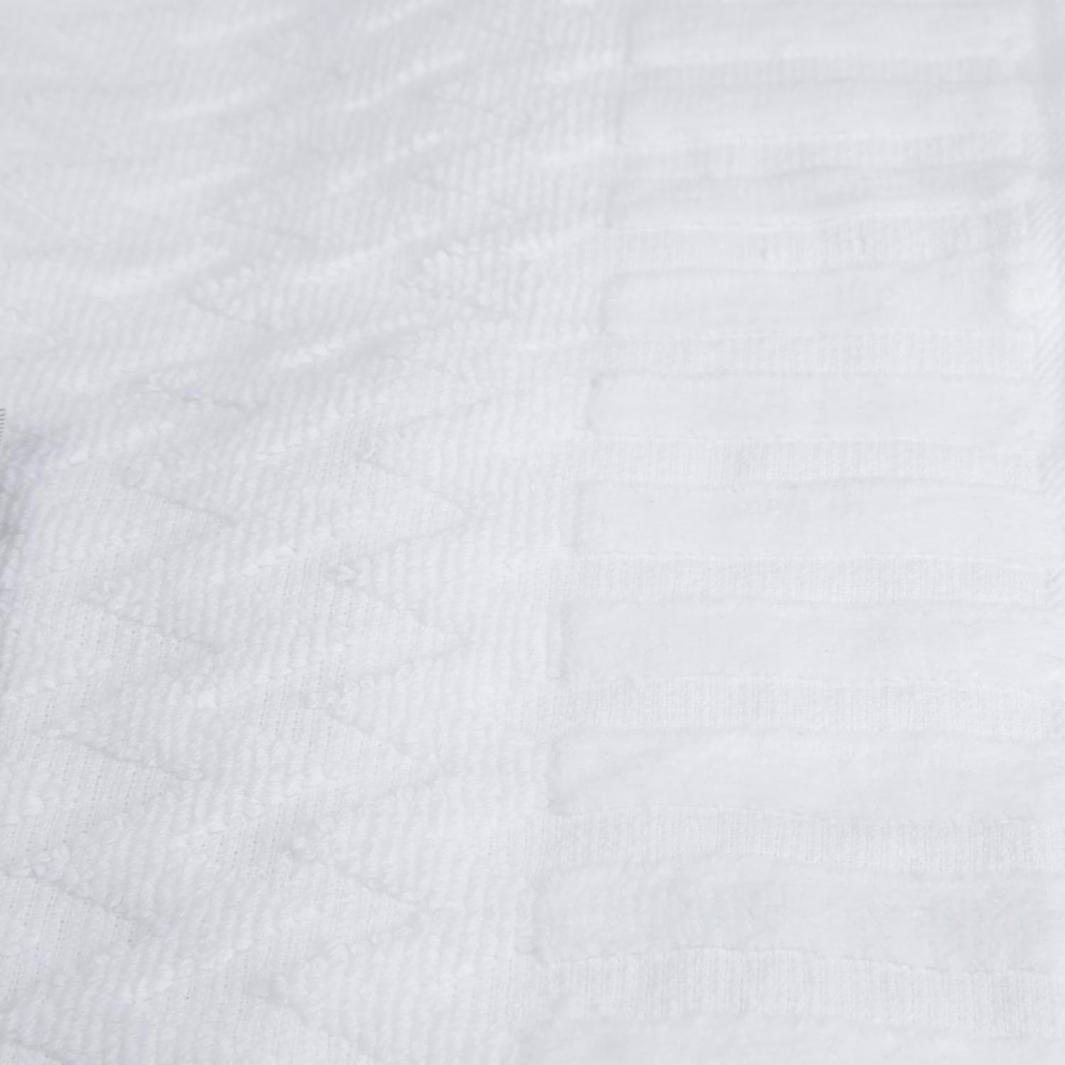 6-Piece Cotton Luxurious Chevron Bath Towels for Home and Relaxation White
