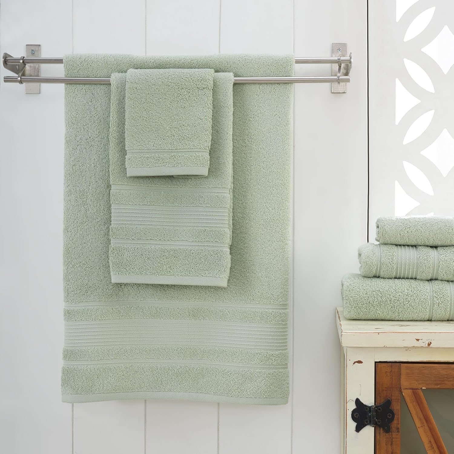 Personalized Custom Monogrammed Green Hand Towels Set