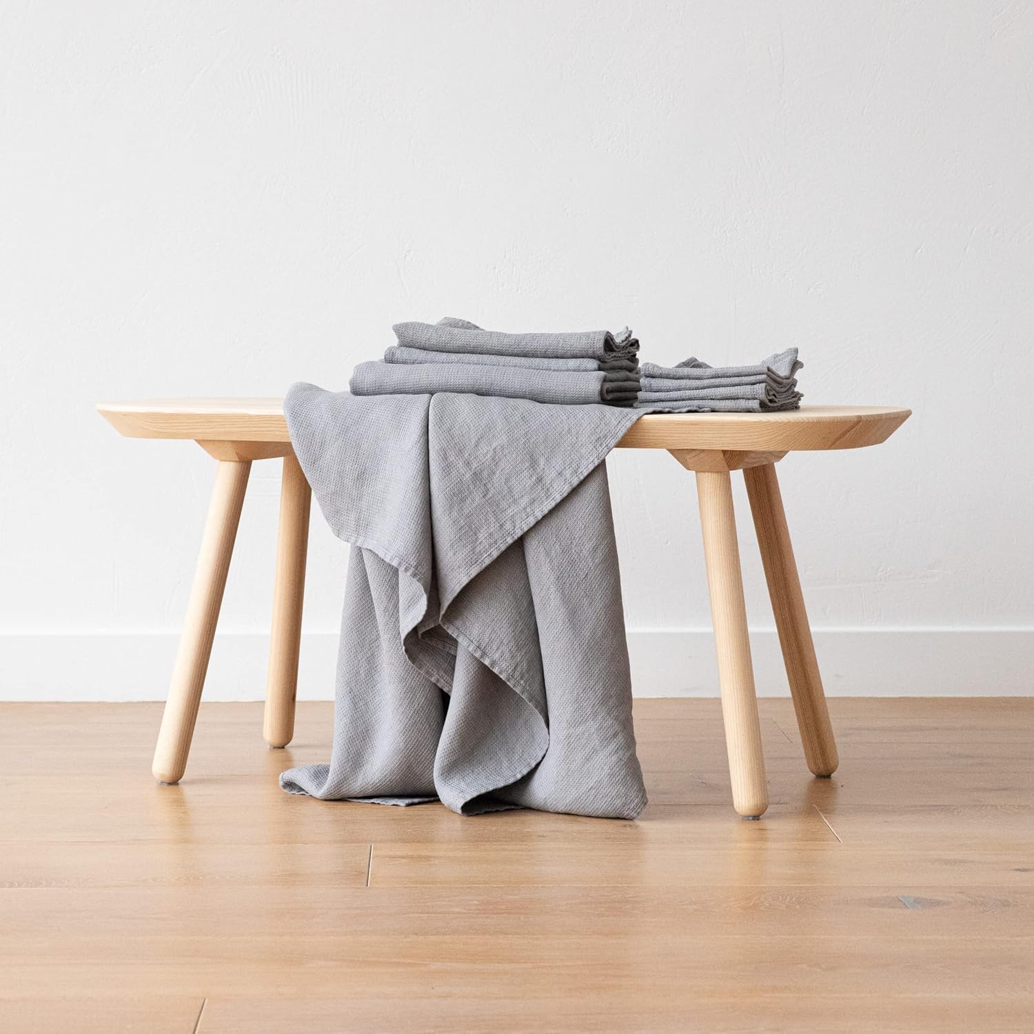 LinenMe Hand Towels Set of 4 12x12 Graphite Soft Dries Quickly