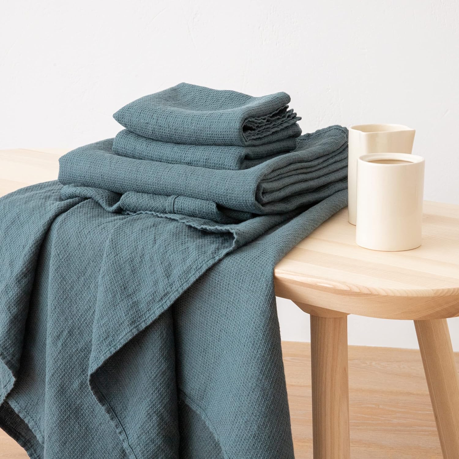 Delicate 100 Linen Hand Towels