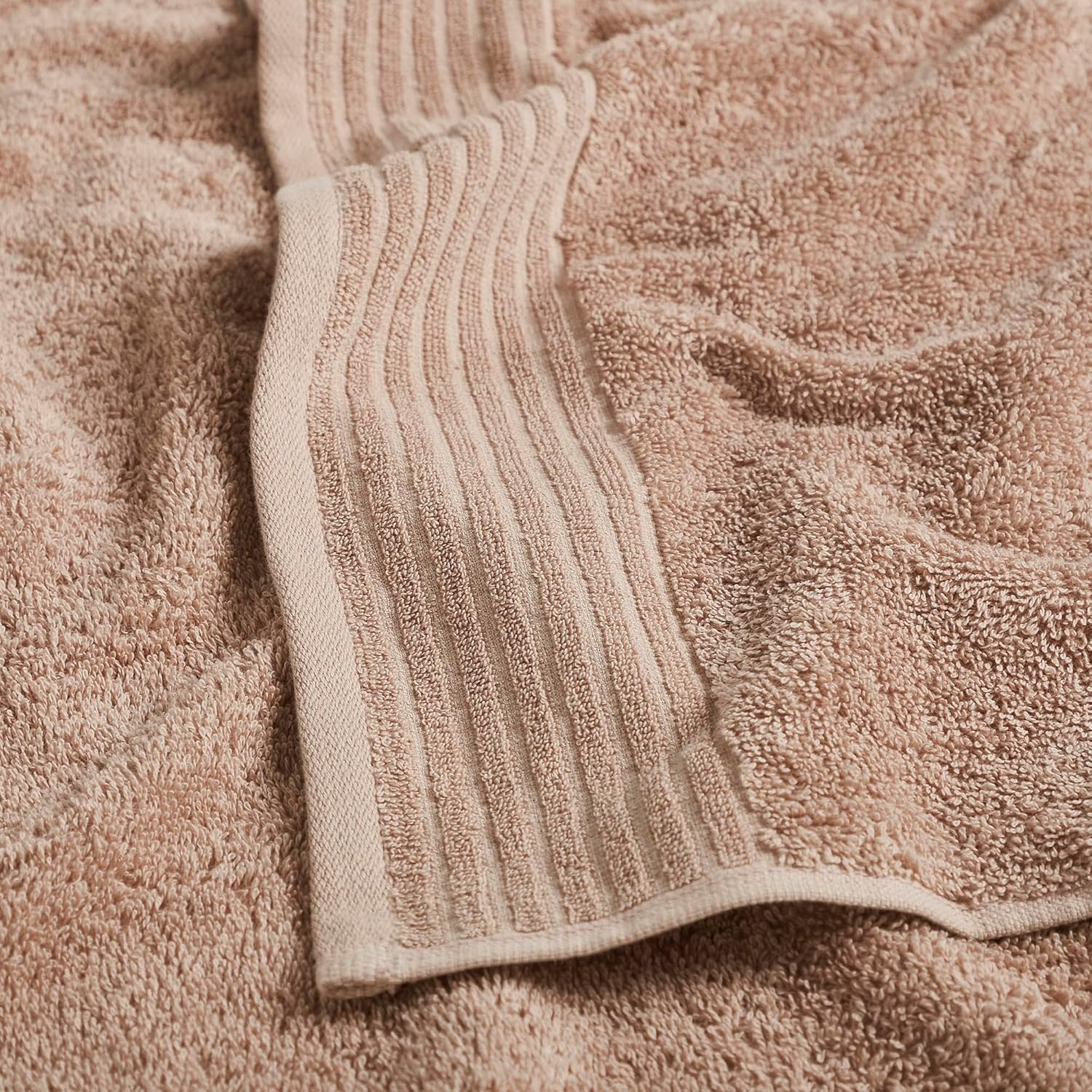 Great Bay Home Pink Bath Towels - Ultra-Soft 100 Featherpun Cotton Set